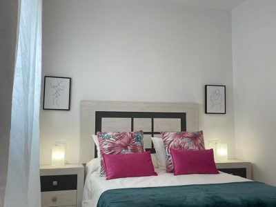 Spectacular Penthouse in Setenil De Las Bodegas