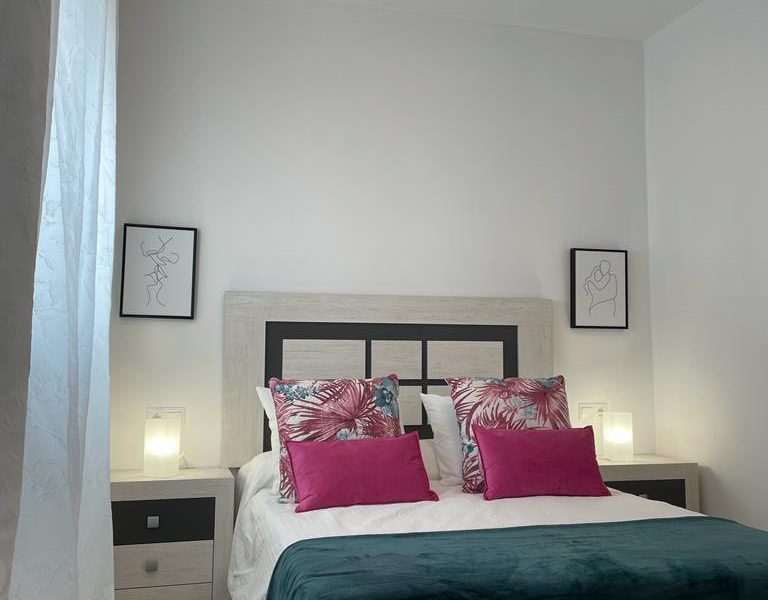 Spectacular Penthouse in Setenil De Las Bodegas