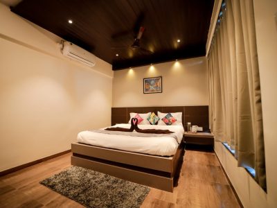 4 Bed Room Luxury Villa with Infinity Pool and Garden