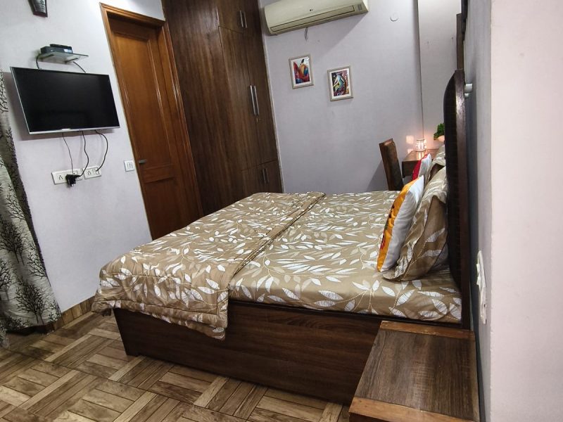 Studio Apartment In South Delhi
