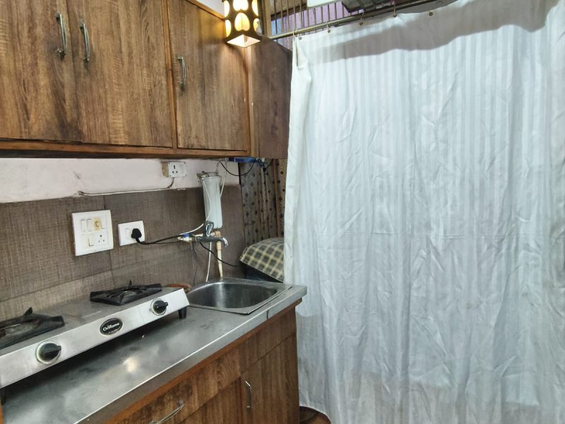 Studio Apartment In South Delhi