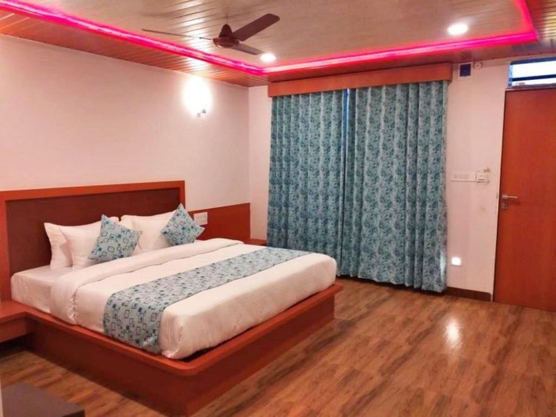 Valley Village Resort