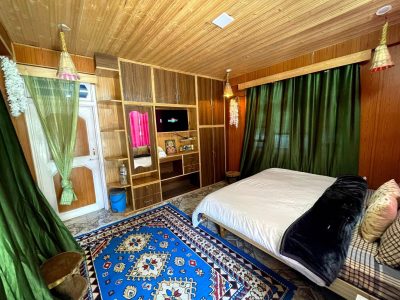 Pin Parvati Himalayan Home Stay