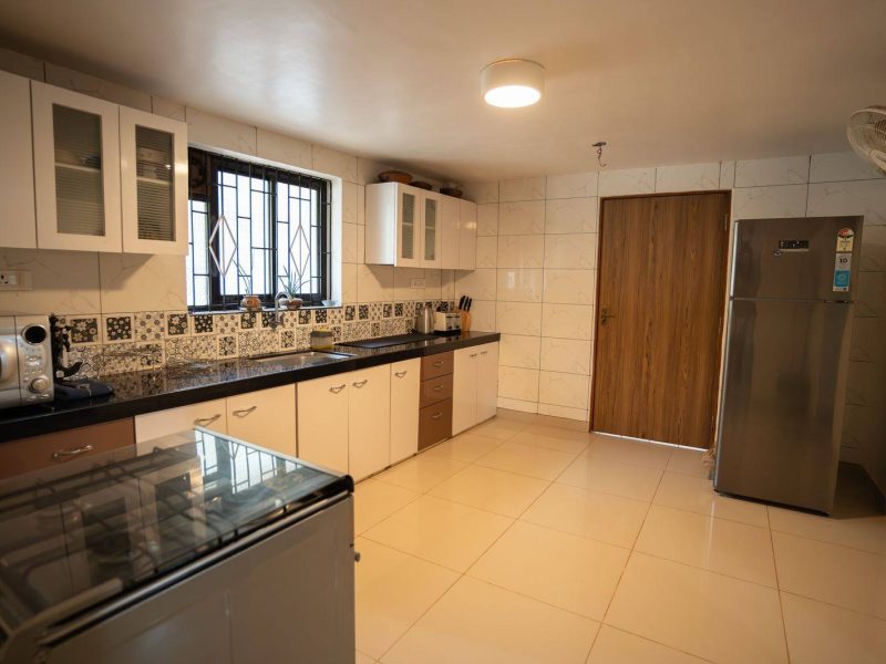 3/5 Bed Room Portuguese Villa for Rent