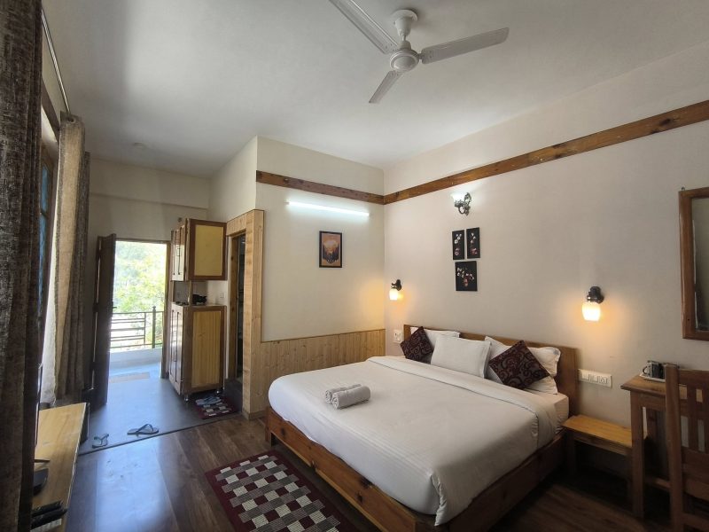 Tirthan Grand Riverside