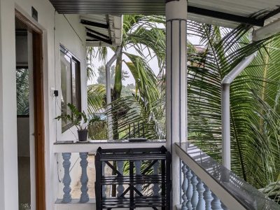 1 Bed Room, Hall and Kitchen Apartment