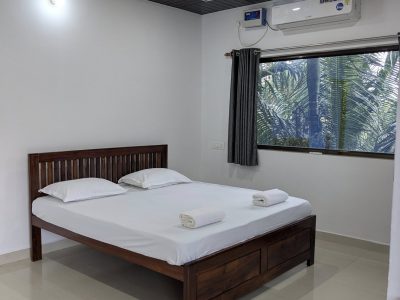 1 Bed Room, Hall and Kitchen Apartment