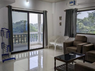 1 Bed Room, Hall and Kitchen Apartment
