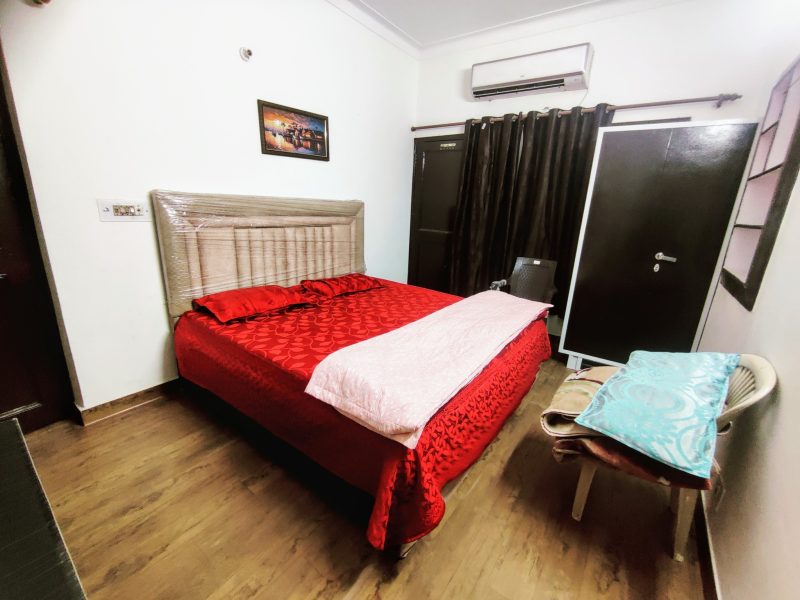 Studio Flat in Dwarka, New Delhi