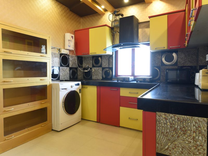 ❤ Modern 2BHK Apt. 7min ➝ Kokilaben Hosp, ∞ Mall