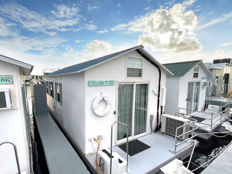 Mangrove Marina and Resort Aqualodge Houseboats, Yellow Tail