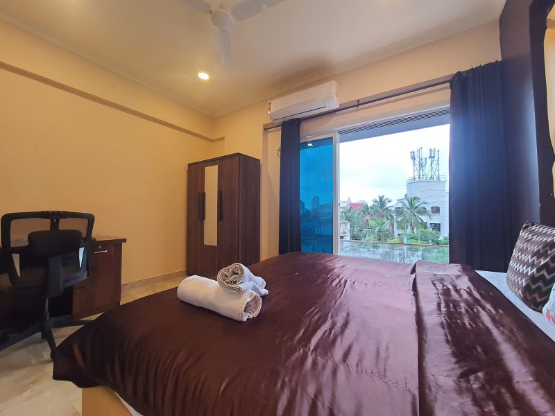 ❤ Breezy 1BHK 2 min ➝ Lilavati King Bed Kitchen