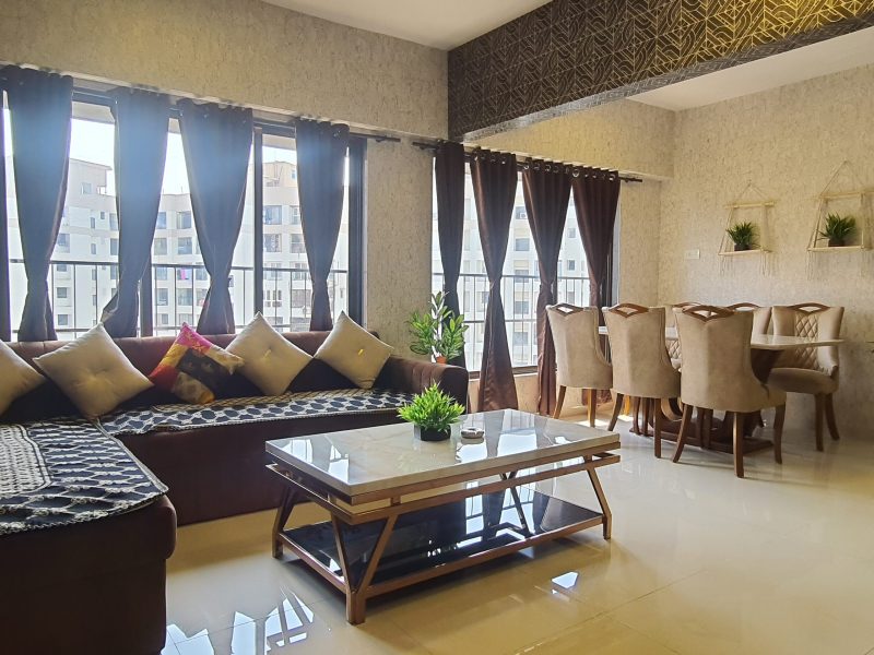 Classy 3BHK 15 min Sea to City View King Bed Wifi