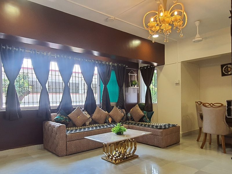 Grand 2BHK 15 Mins to Sea Cafe Wifi King Bed