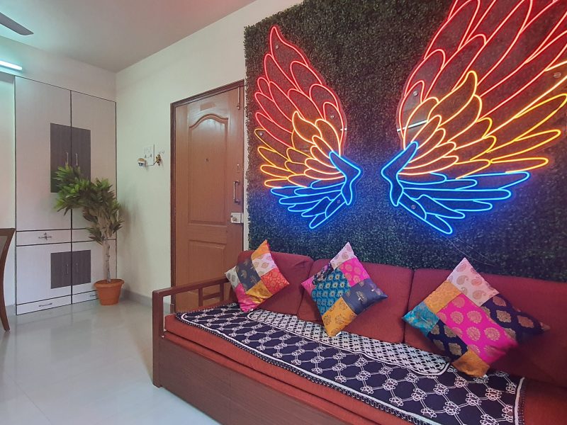 Well located 5 mins to Sea Cafes & Bistros