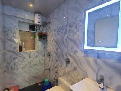 Refreshing 2BHK Attached Balcony 7 Mins to Airport