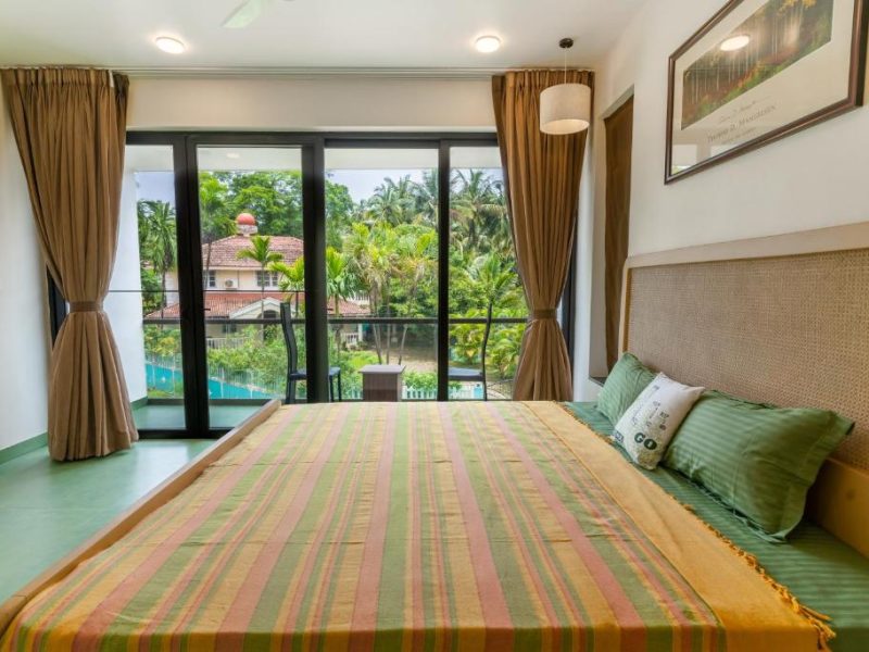 Villa Reverie - Ultra Modern Villa 200 metres to Pristine Beach