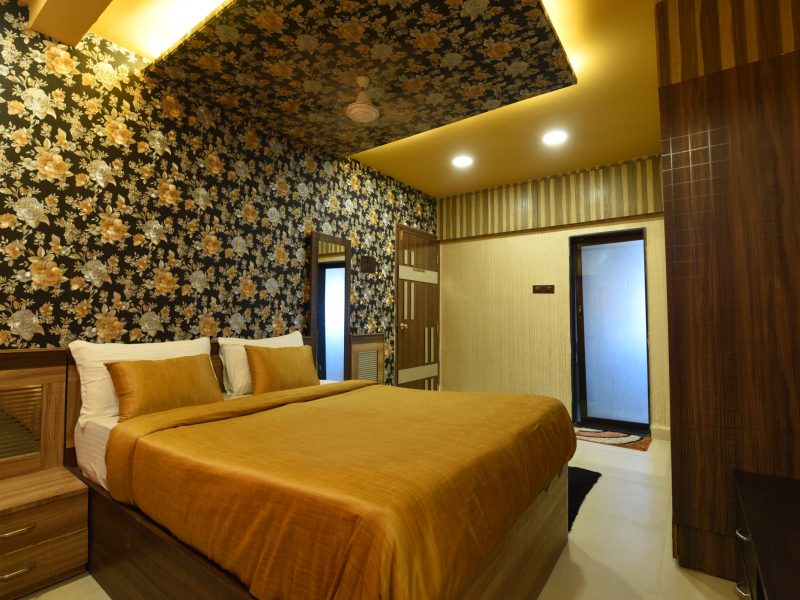 ❤ Modern 2BHK Apt. 7min ➝ Kokilaben Hosp, ∞ Mall