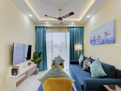Luxe 2BHK 10min from GOI airport with Pool access