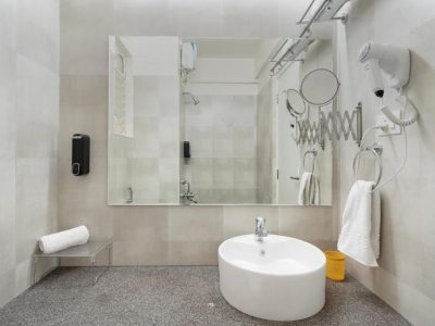 Luxe 2BHK 10min from GOI airport with Pool access