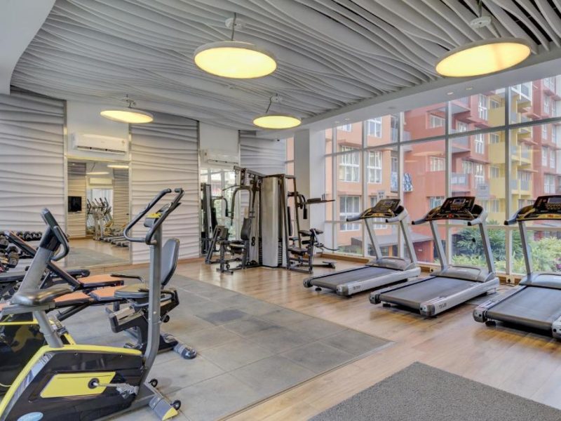 Luxe 2BHK 10min from GOI airport with Pool access