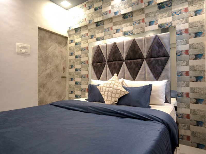 ❤ Cool Stay: 2BHK ✔️ King Bed ✔️Bathtub ✔️Netflix