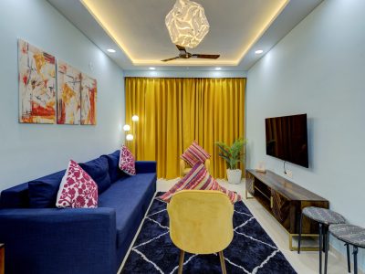 Luxe 2BHK 10min from GOI airport with Pool access