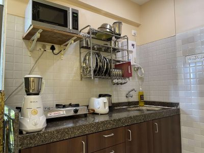 Bright Insta-ready 1BHK Neon Wings Wifi Netflix