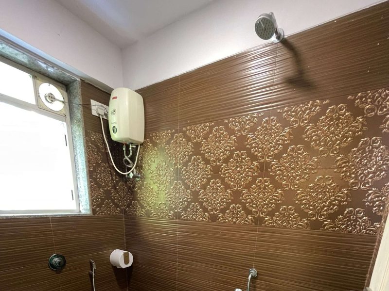 Bright Insta-ready 1BHK Neon Wings Wifi Netflix