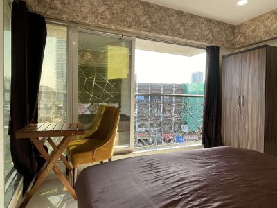 Airy Insta-Ready 1BHK King Bed Netflix 55TV Wifi