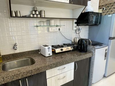 Airy Insta-Ready 1BHK King Bed Netflix 55TV Wifi