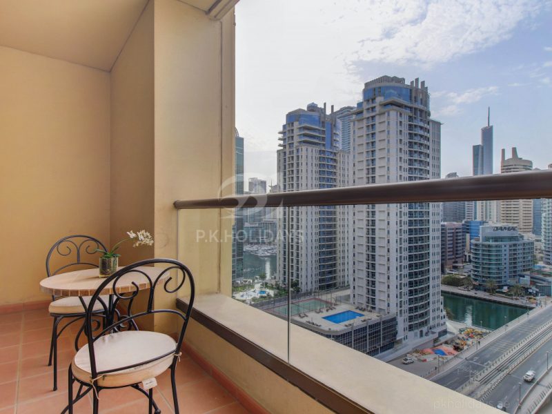 Spacious 1 Bed Apt in Jumeirah Beach Residence