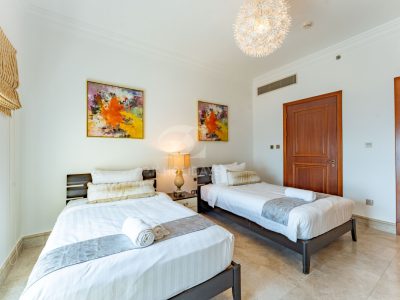 Stunning Views of The Palm | Free Cleaning | No Commission The Fairmont Palm Residence South, The Fairmont Palm Residences, Palm Jumeirah, Dubai