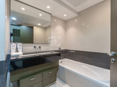 Newly furnished | Free Cleaning | Downtown Dubai The Lofts East, The Lofts, Downtown Dubai, Dubai