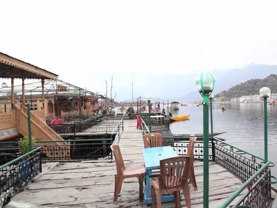 Hollywood Group Of Houseboats