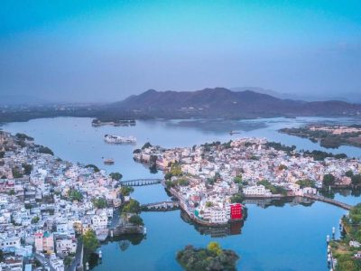 oolala - Your Lake House in the Center of Udaipur