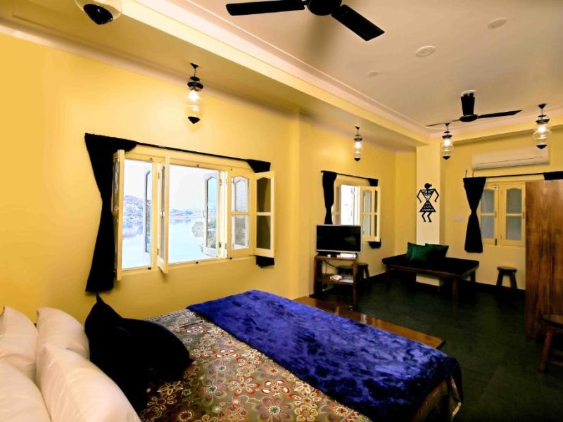 oolala - Your Lake House in the Center of Udaipur