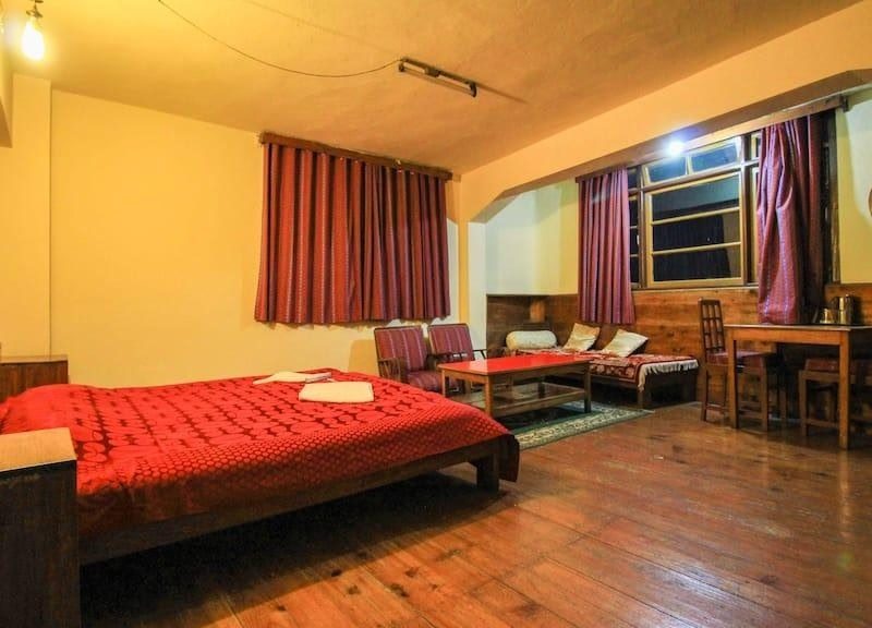 Olde Main Bellevue Heritage