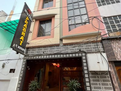 Hotel Prabhat