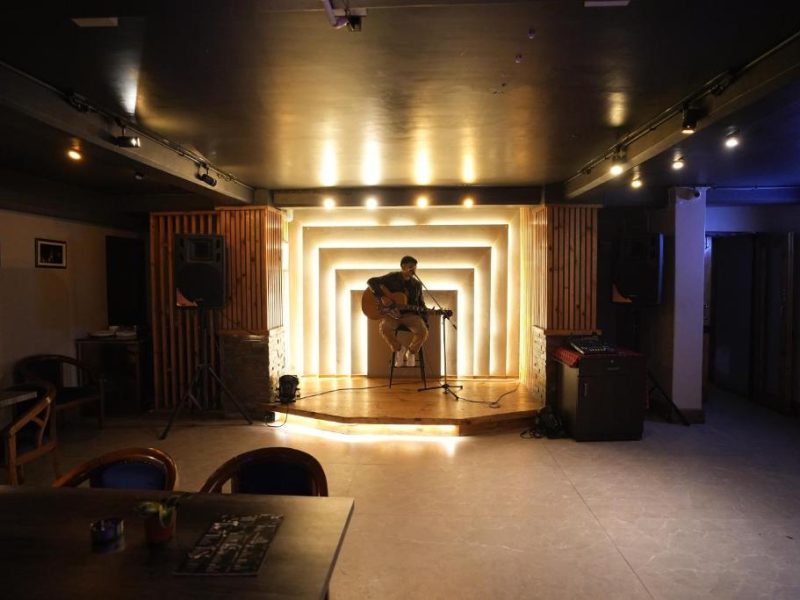 Mount Conifer Suites