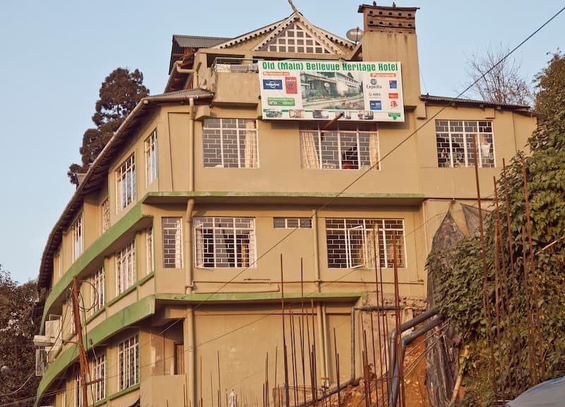 Olde Main Bellevue Heritage