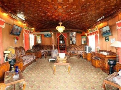 Hollywood Group Of Houseboats