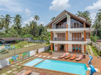 Bali Style Villa with shared pool In Calangute