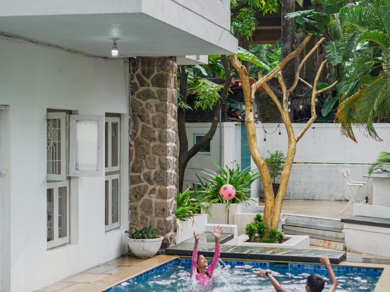 Francis Villa, Lonavalas Premier 4 bhk pool villa