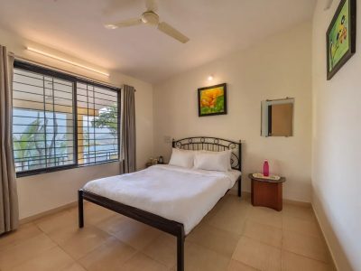 CosmicStays Countryside Panorama-Lakeview Bungalow