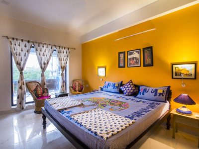 The Coral Tree, Agra