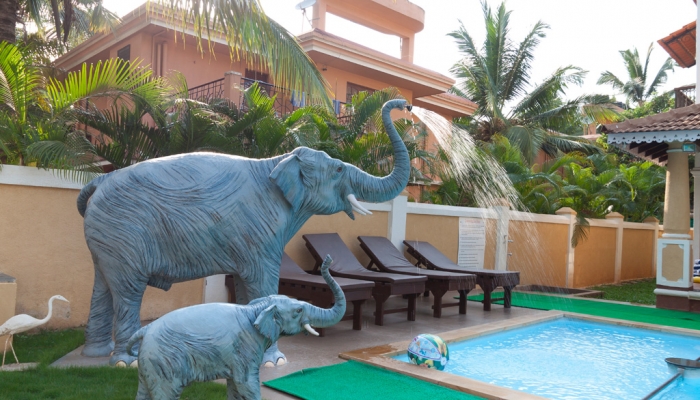 Private 7 BHK villa + Swimming Pool