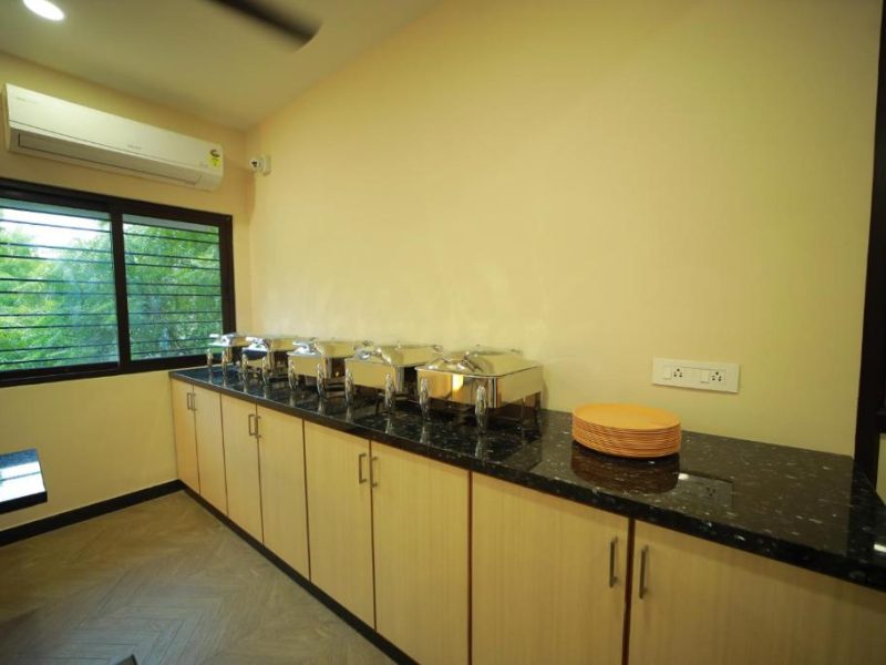 Majestic Hotel & service apartments