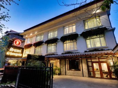 Sumi Shangrila Deorali