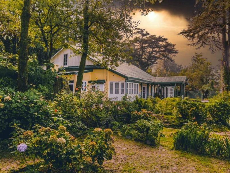 StayVista at Rose Cottage - Bonfire Scenic View